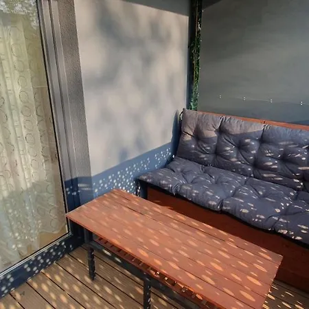 Sloneczny Apartament Winogrady Lägenhet *